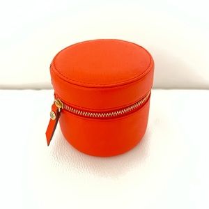 NEW Henri Bendel Large Red Leather Rounded Travel Jewelry Box - OPEN TO OFFERS